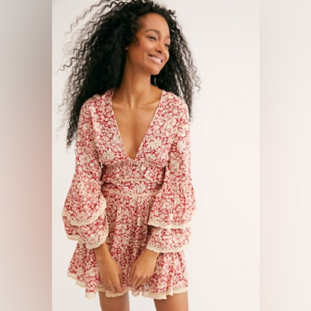 Free People Kristall Berry red floral print bell sleeve dress large l